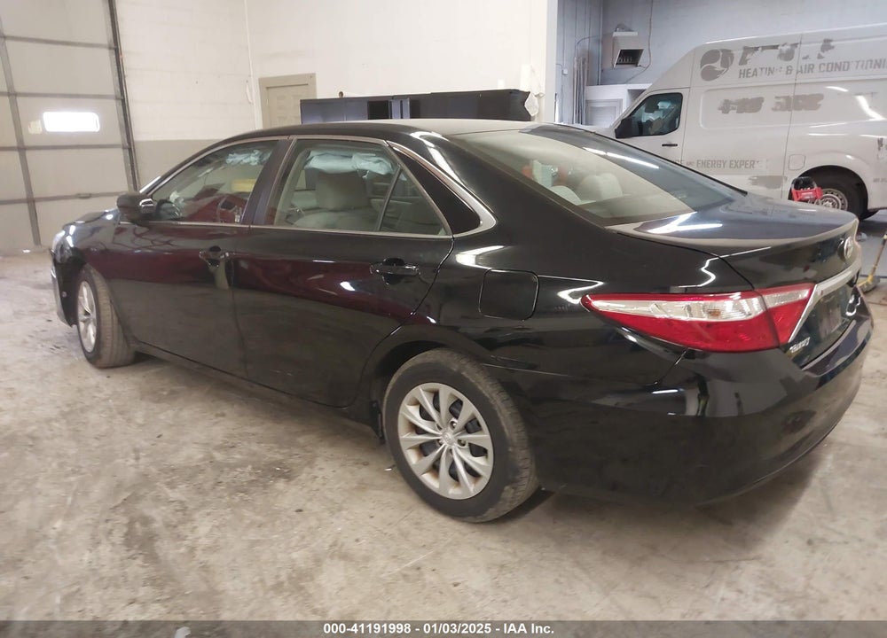 2017 TOYOTA CAMRY LE VIN: 4T1BF1FK0HU275311