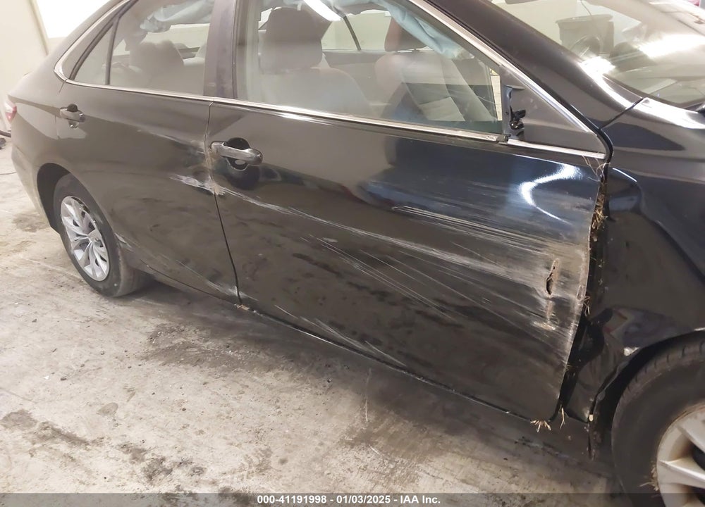 2017 TOYOTA CAMRY LE VIN: 4T1BF1FK0HU275311