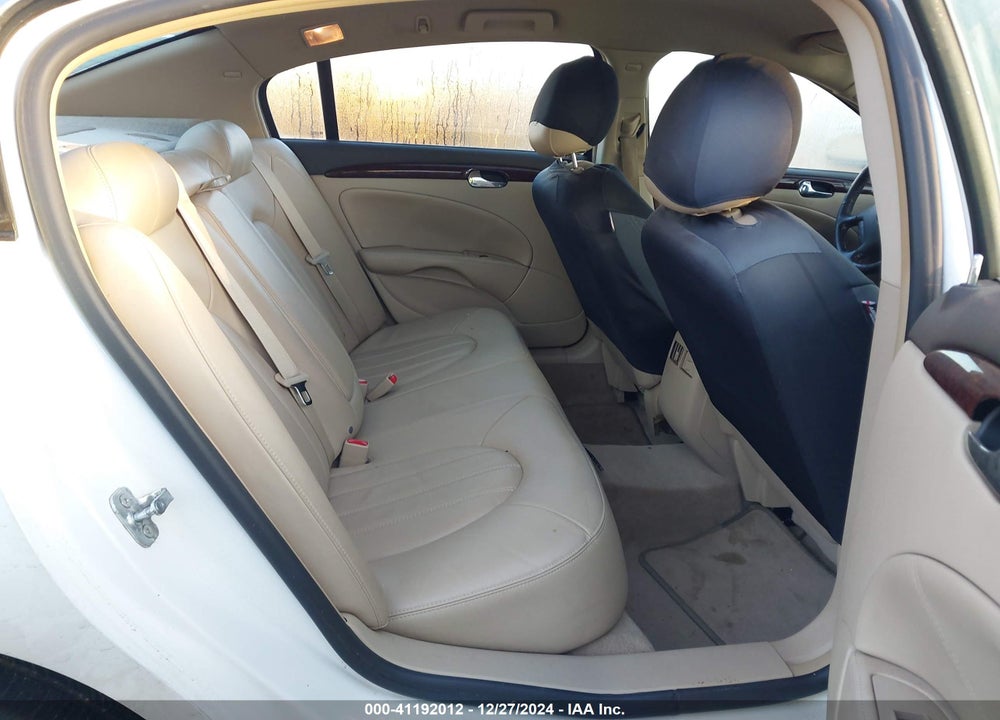 2011 BUICK LUCERNE VIN: 1G4HC5EM5BU151801