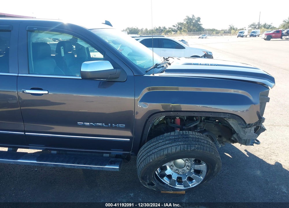 2015 GMC SIERRA 2500HD DENALI VIN: 1GT120E85FF514980