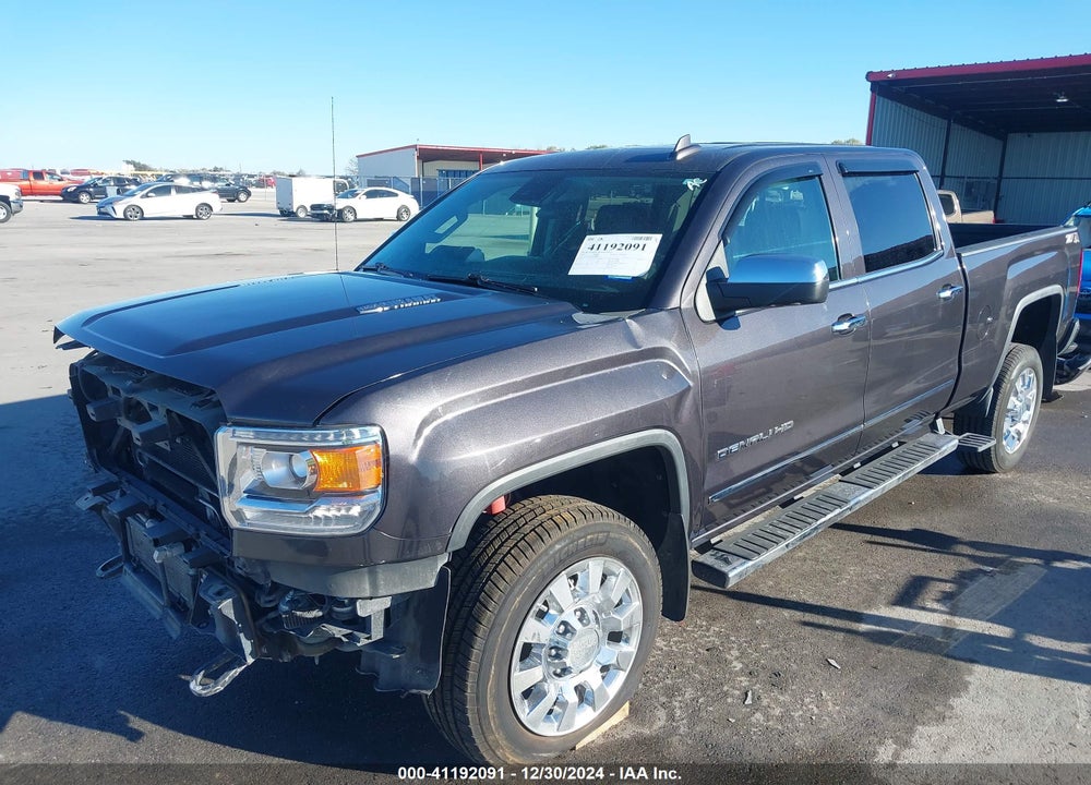 2015 GMC SIERRA 2500HD DENALI VIN: 1GT120E85FF514980