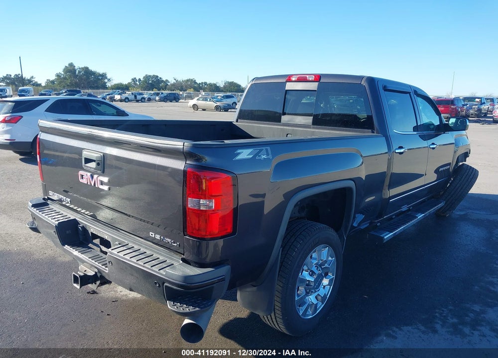 2015 GMC SIERRA 2500HD DENALI VIN: 1GT120E85FF514980