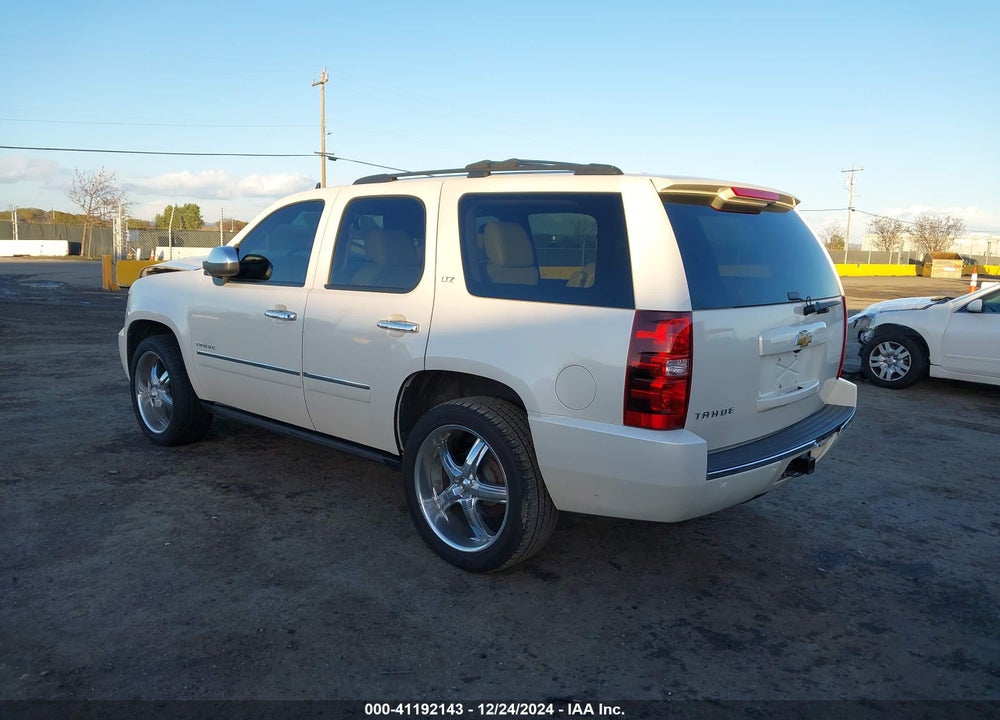 2013 CHEVROLET TAHOE LTZ VIN: 1GNSKCE05DR243339