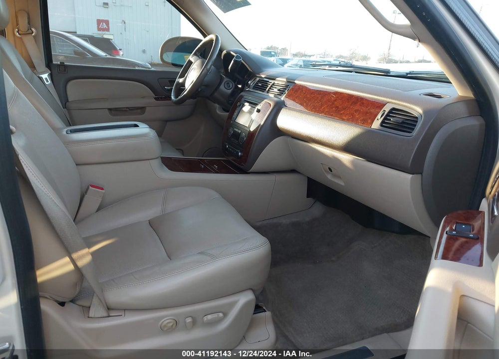 2013 CHEVROLET TAHOE LTZ VIN: 1GNSKCE05DR243339