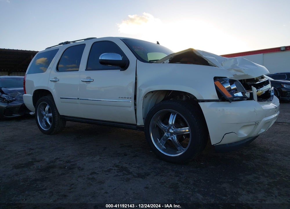 2013 CHEVROLET TAHOE LTZ VIN: 1GNSKCE05DR243339