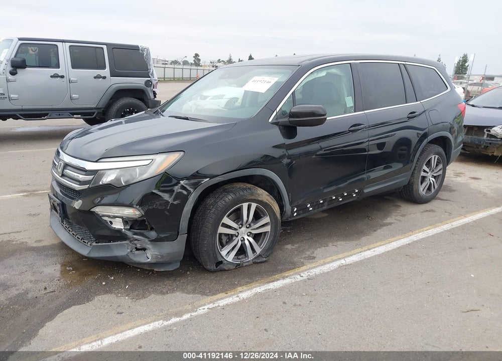 2017 HONDA PILOT VIN: 5FNYF6H64HB006006