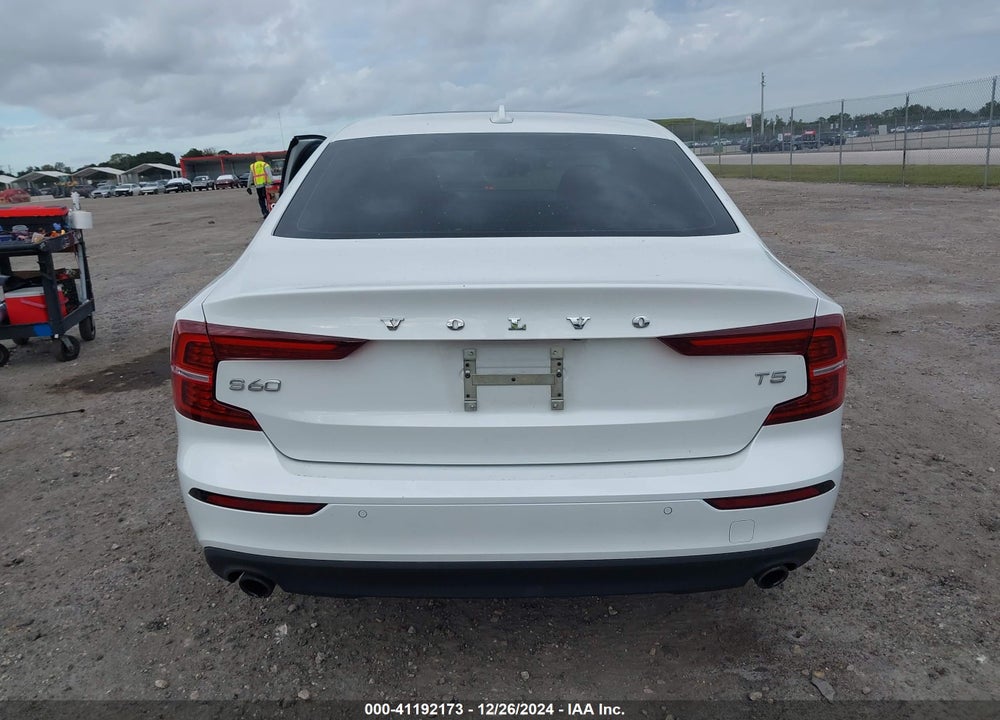 2021 VOLVO S60 VIN: 7JR102FK8MG080882