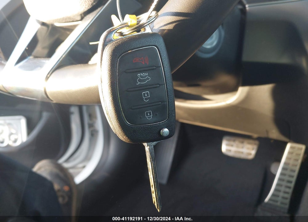 2017 HYUNDAI SONATA VIN: 5NPE34AB2HH577745