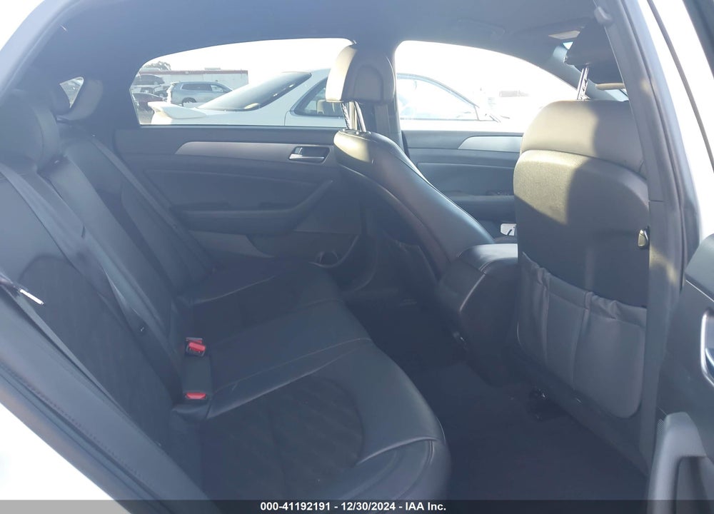 2017 HYUNDAI SONATA VIN: 5NPE34AB2HH577745