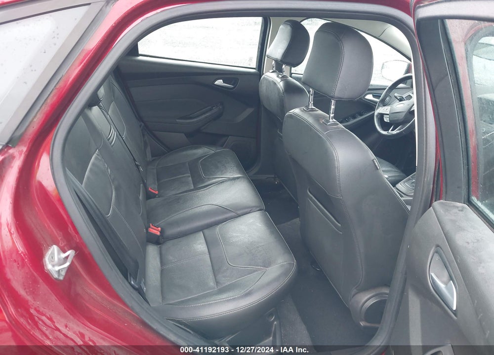 2016 FORD FOCUS VIN: 1FADP3F21GL234718