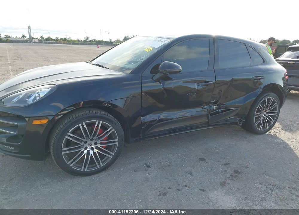 2017 PORSCHE MACAN TURBO VIN: WP1AF2A54HLB61419