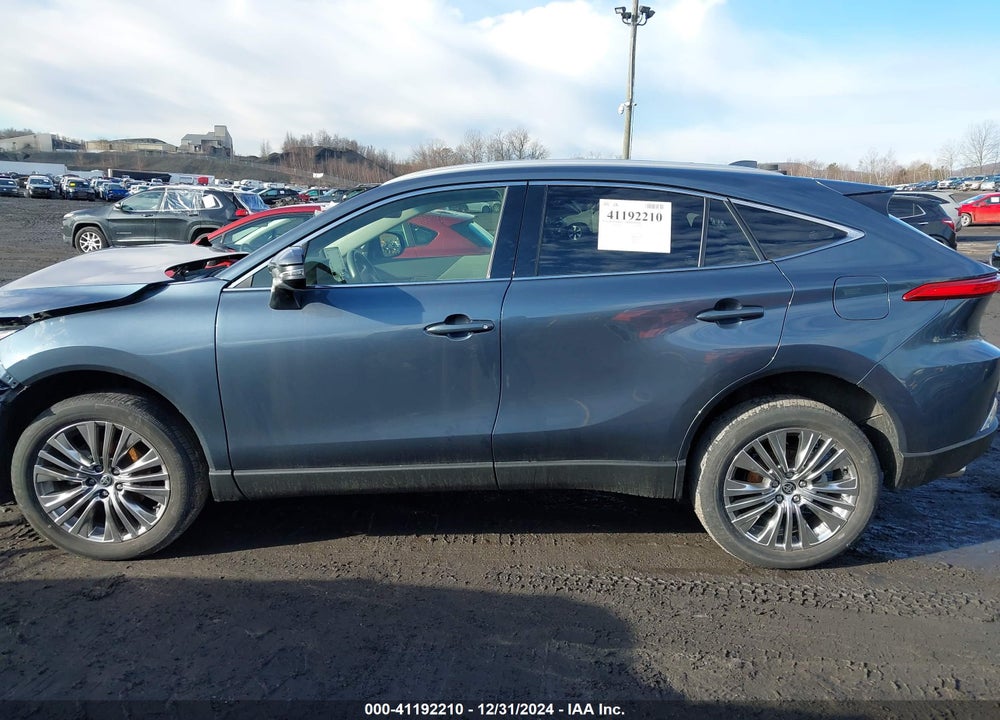 2022 TOYOTA VENZA XLE VIN: JTEAAAAH6NJ105053