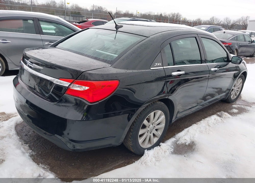 2013 CHRYSLER 200 VIN: 1C3CCBCGXDN514847