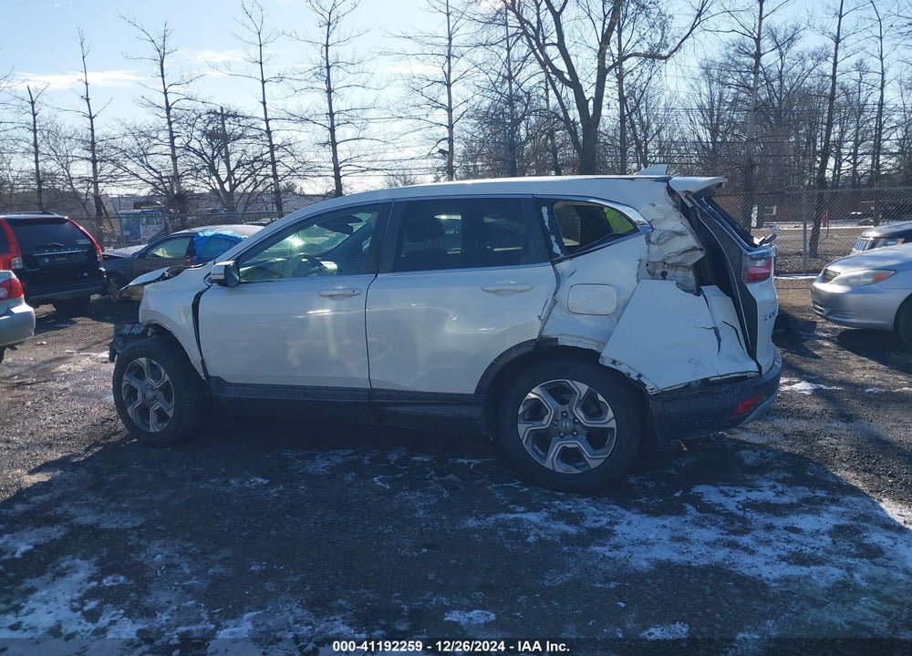 2018 HONDA CR-V VIN: 2HKRW2H84JH631561