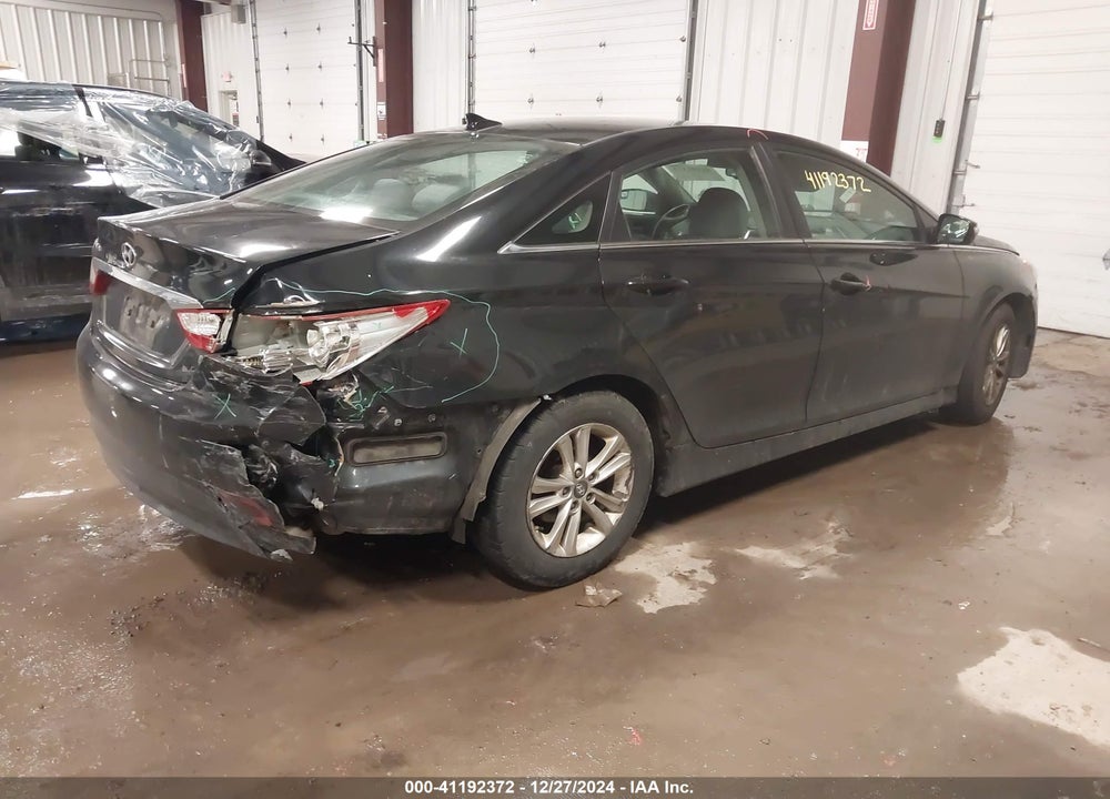 2014 HYUNDAI SONATA GLS VIN: 5NPEB4AC9EH946267