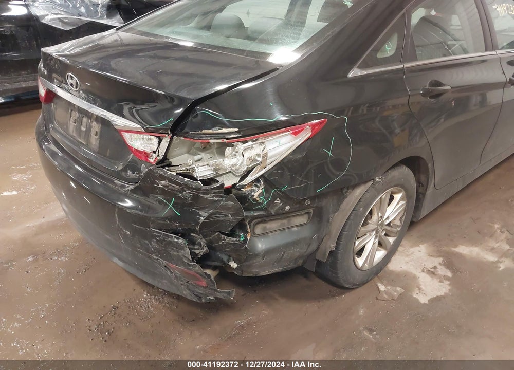 2014 HYUNDAI SONATA GLS VIN: 5NPEB4AC9EH946267