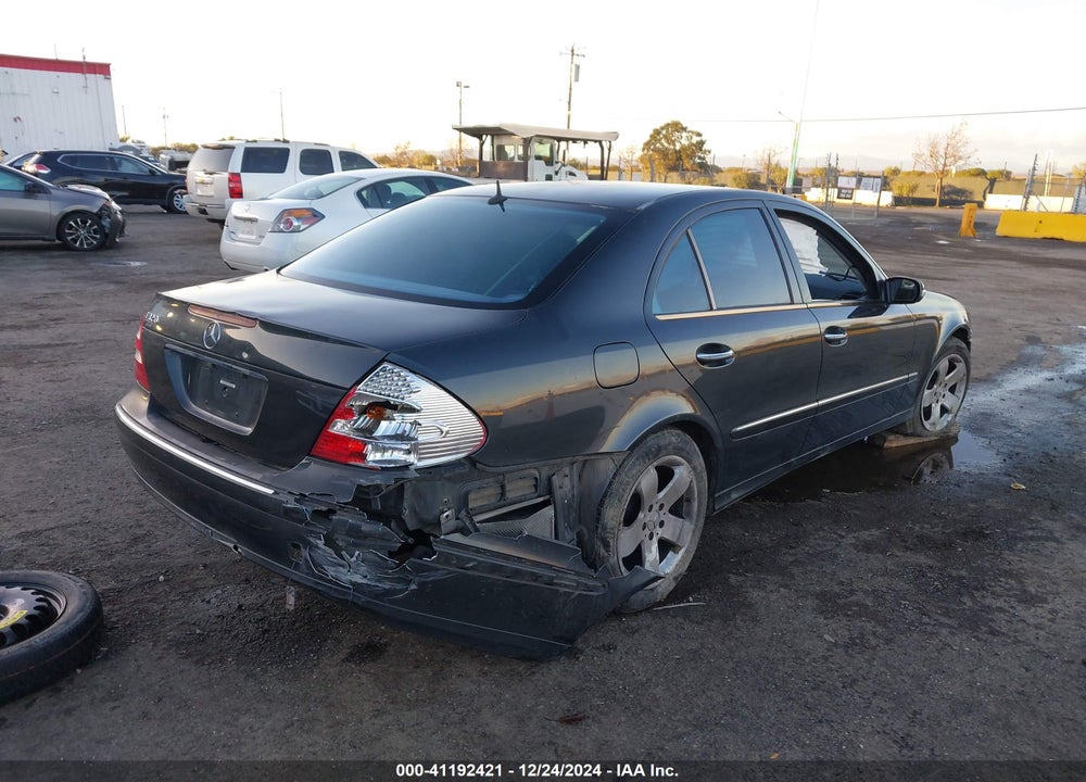 2004 MERCEDES-BENZ E 320 VIN: WDBUF65J34A522981