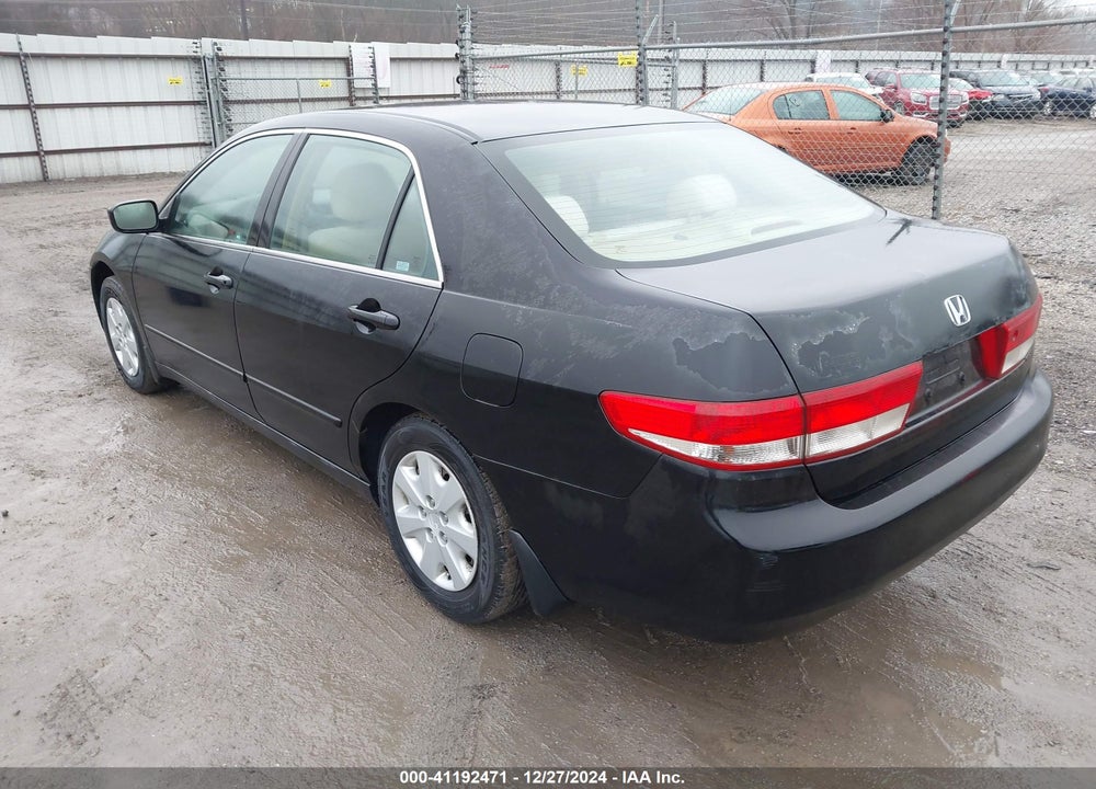 2004 HONDA ACCORD 2.4 LX VIN: 1HGCM56374A158904