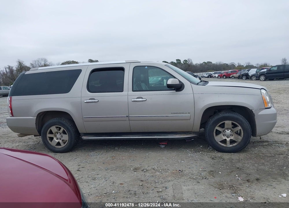 2009 GMC YUKON XL 1500 DENALI VIN: 1GKFK06219J105879