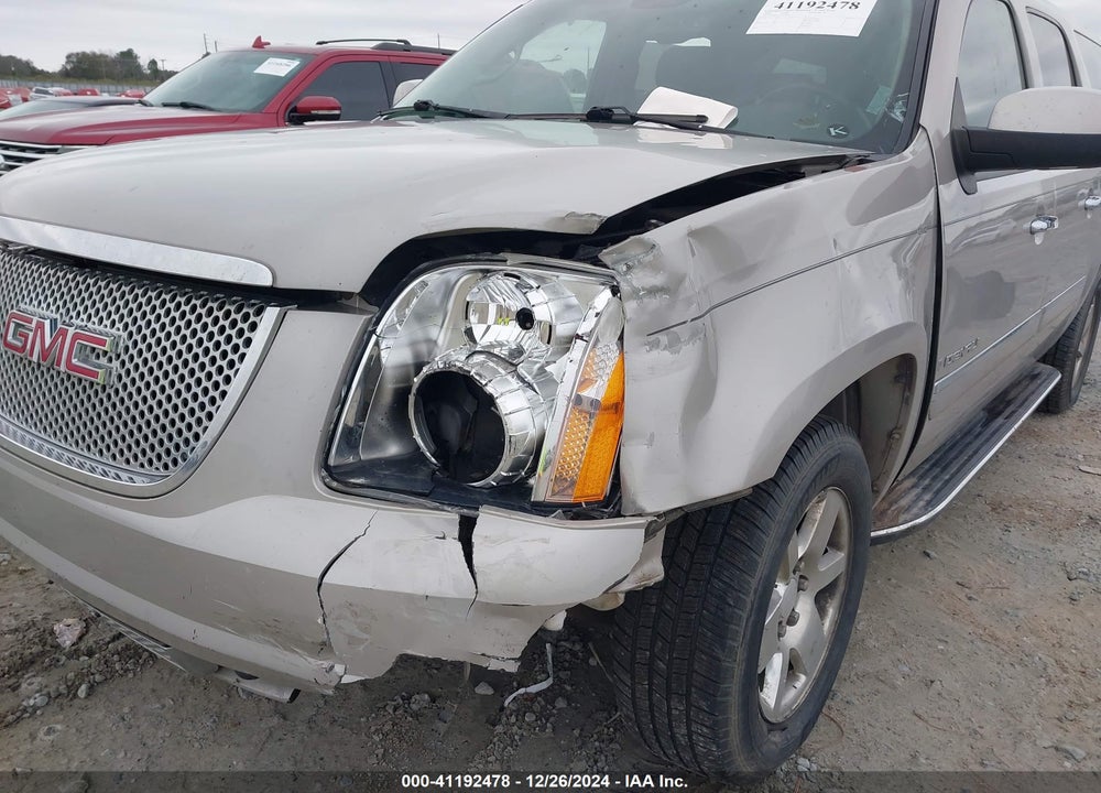 2009 GMC YUKON XL 1500 DENALI VIN: 1GKFK06219J105879
