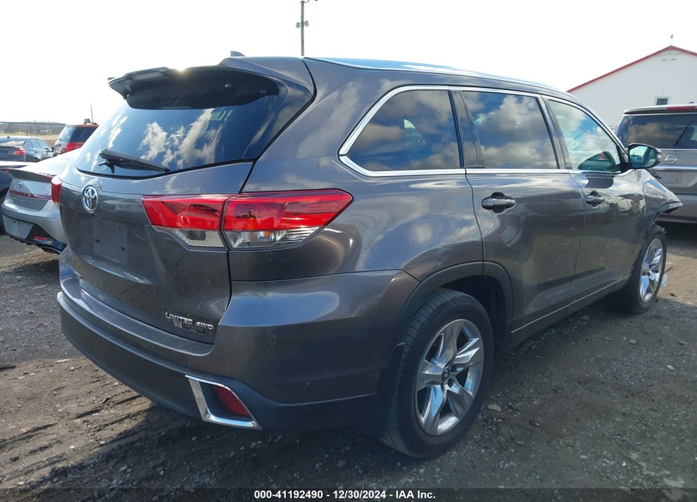2019 TOYOTA HIGHLANDER LIMITED VIN: 5TDDZRFH9KS735262