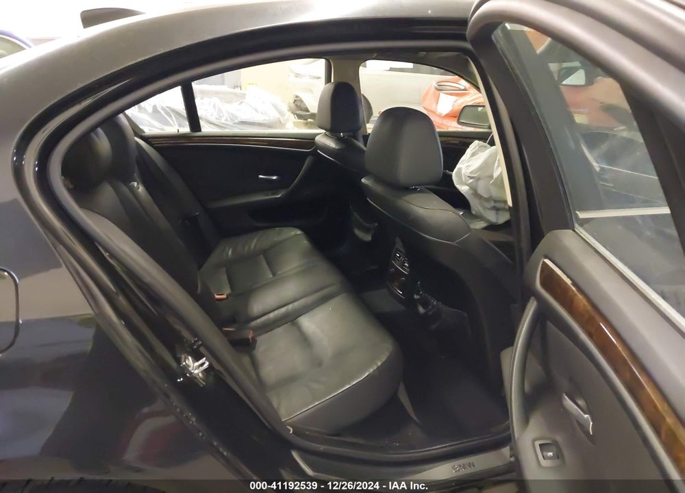 2008 BMW 528XI VIN: WBANV13528CZ56608