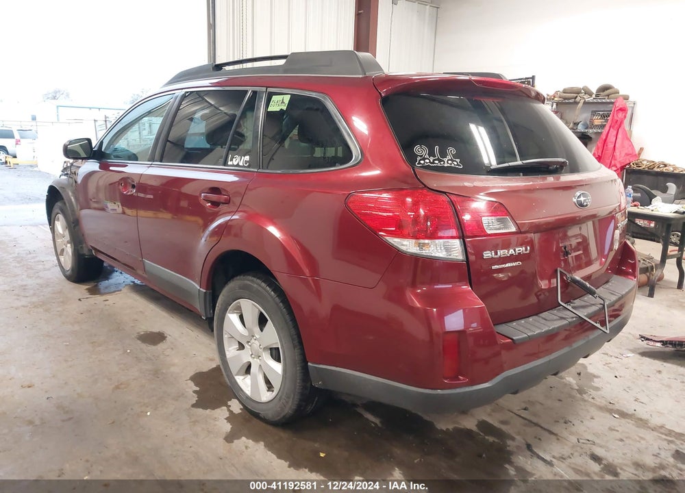 2011 SUBARU OUTBACK 2.5I PREMIUM VIN: 4S4BRCCC2B3318639