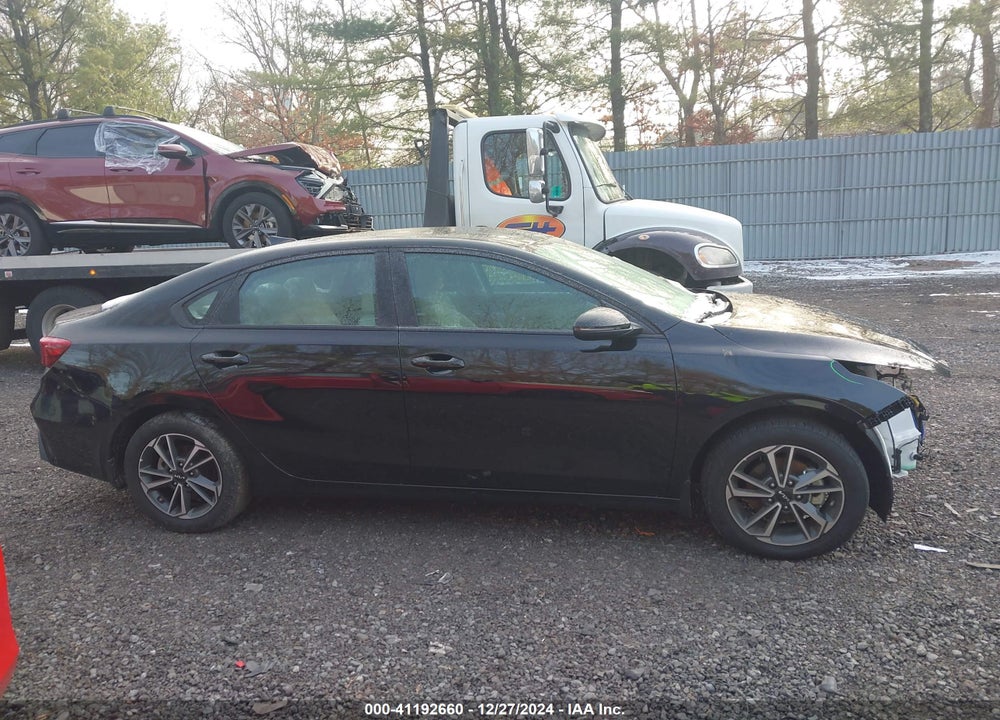 2023 KIA FORTE VIN: 3KPF24AD7PE658588