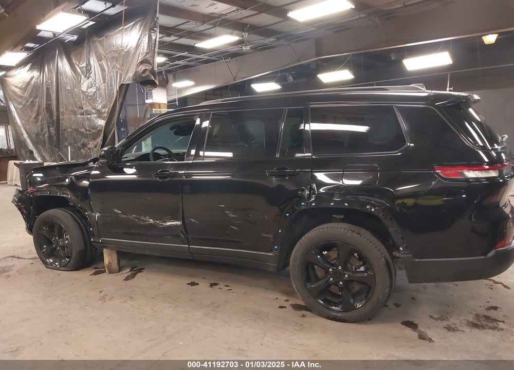 2023 JEEP GRAND CHEROKEE L LIMITED 4X4 VIN: 1C4RJKBG4P8713621