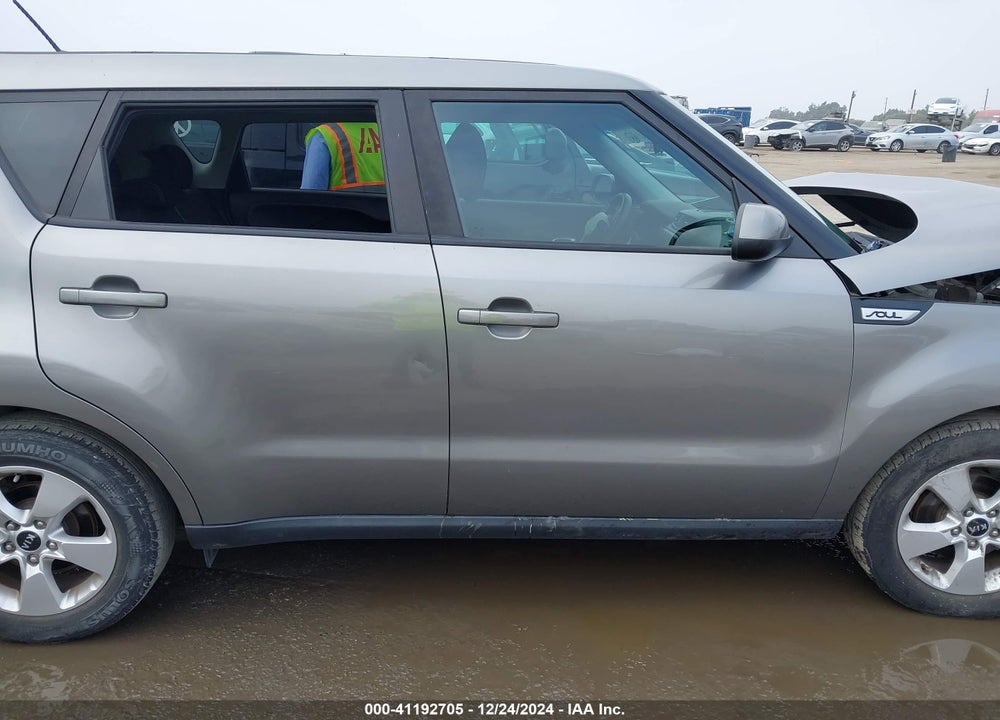 2017 KIA SOUL VIN: KNDJN2A21H7475421