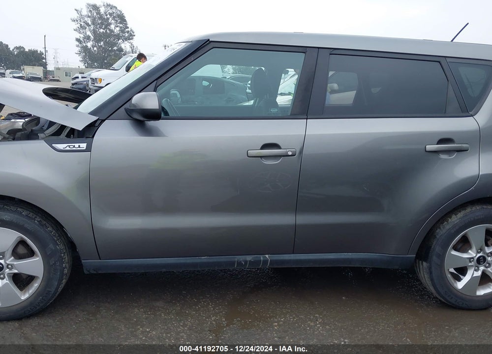 2017 KIA SOUL VIN: KNDJN2A21H7475421