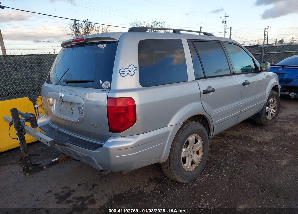 2005 HONDA PILOT EX VIN: 2HKYF18495H509027