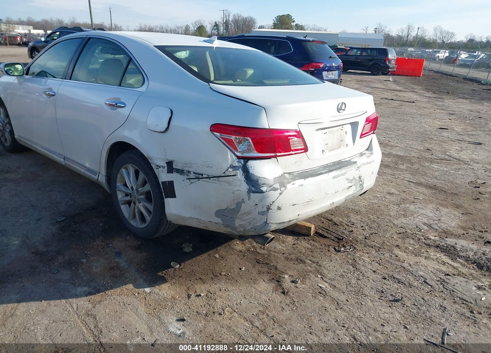 2011 LEXUS ES 350 VIN: JTHBK1EG5B2468259