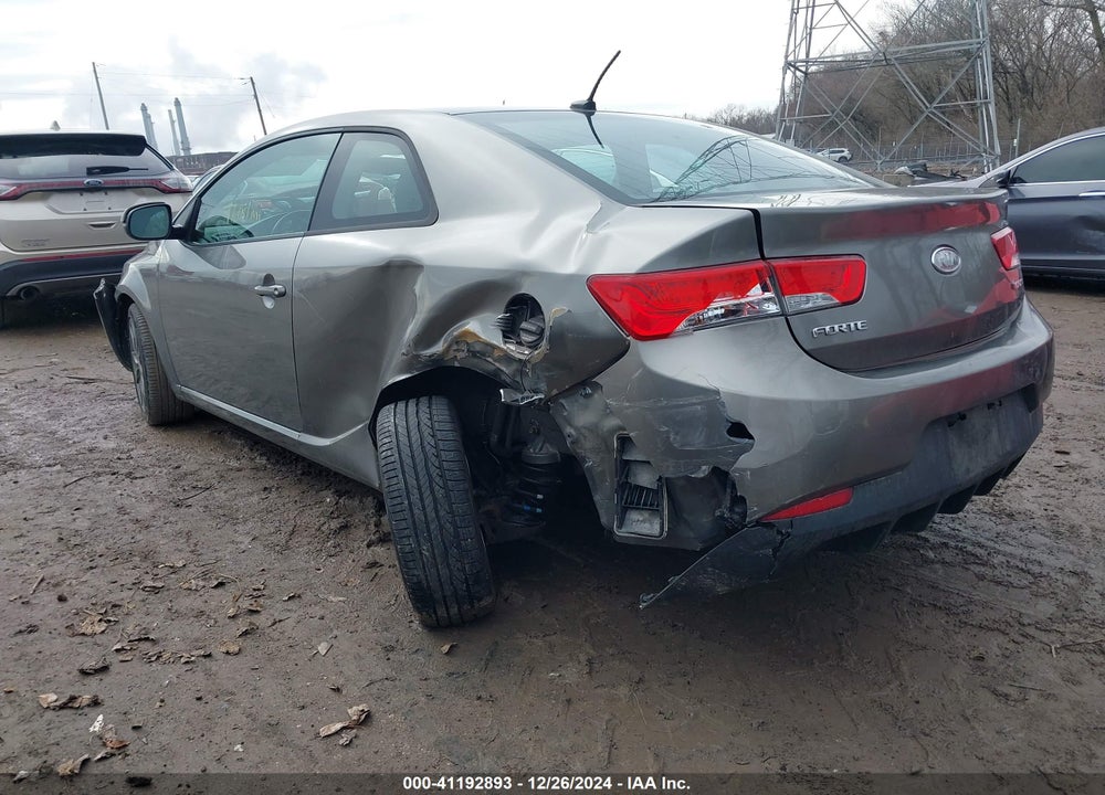 2011 KIA FORTE VIN: KNAFW6A33B5432699