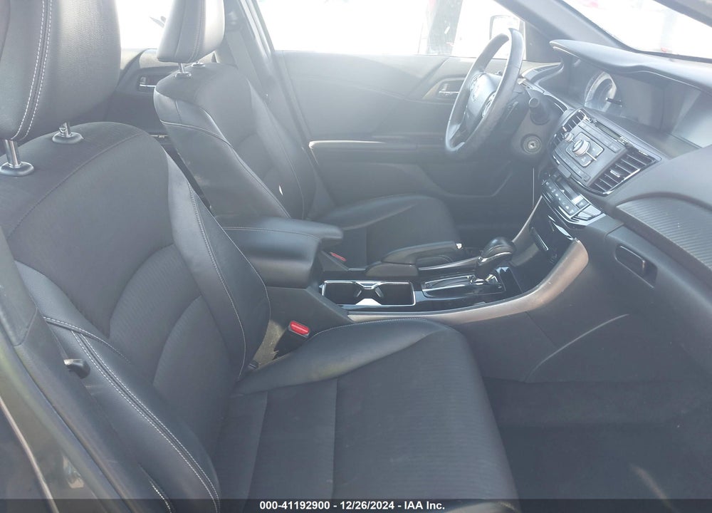 2016 HONDA ACCORD SPORT VIN: 1HGCR2F52GA114492