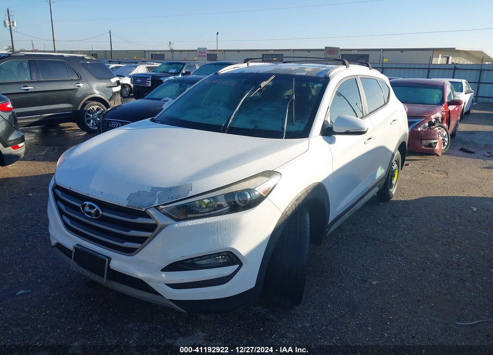 2017 HYUNDAI TUCSON SPORT VIN: KM8J33A21HU513626