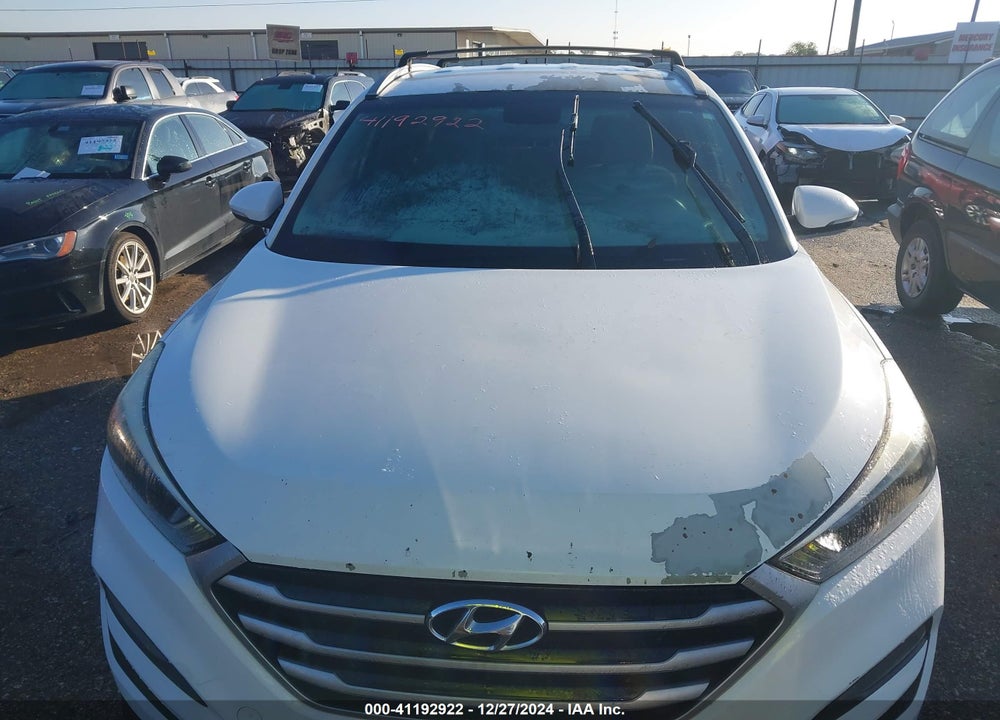 2017 HYUNDAI TUCSON SPORT VIN: KM8J33A21HU513626