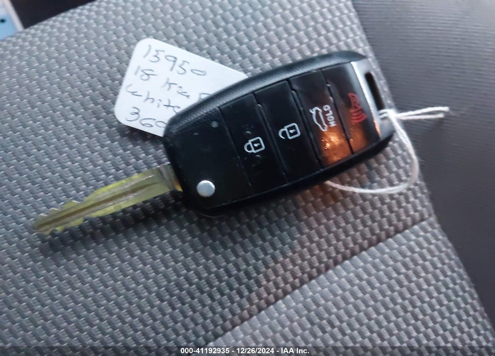 2018 KIA FORTE LX VIN: 3KPFK4A71JE273691