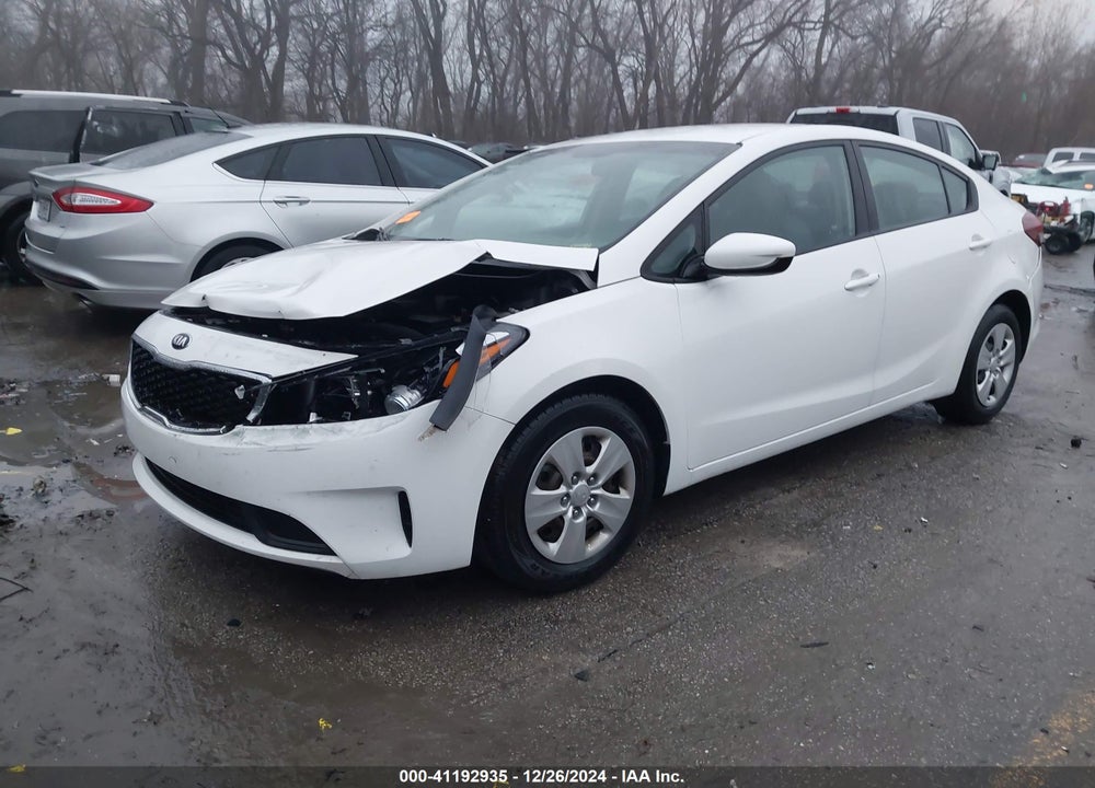 2018 KIA FORTE LX VIN: 3KPFK4A71JE273691