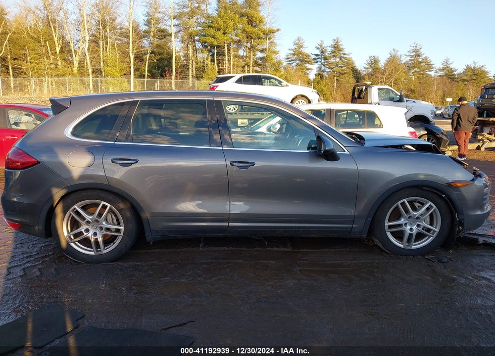 2013 PORSCHE CAYENNE S VIN: WP1AB2A20DLA81157
