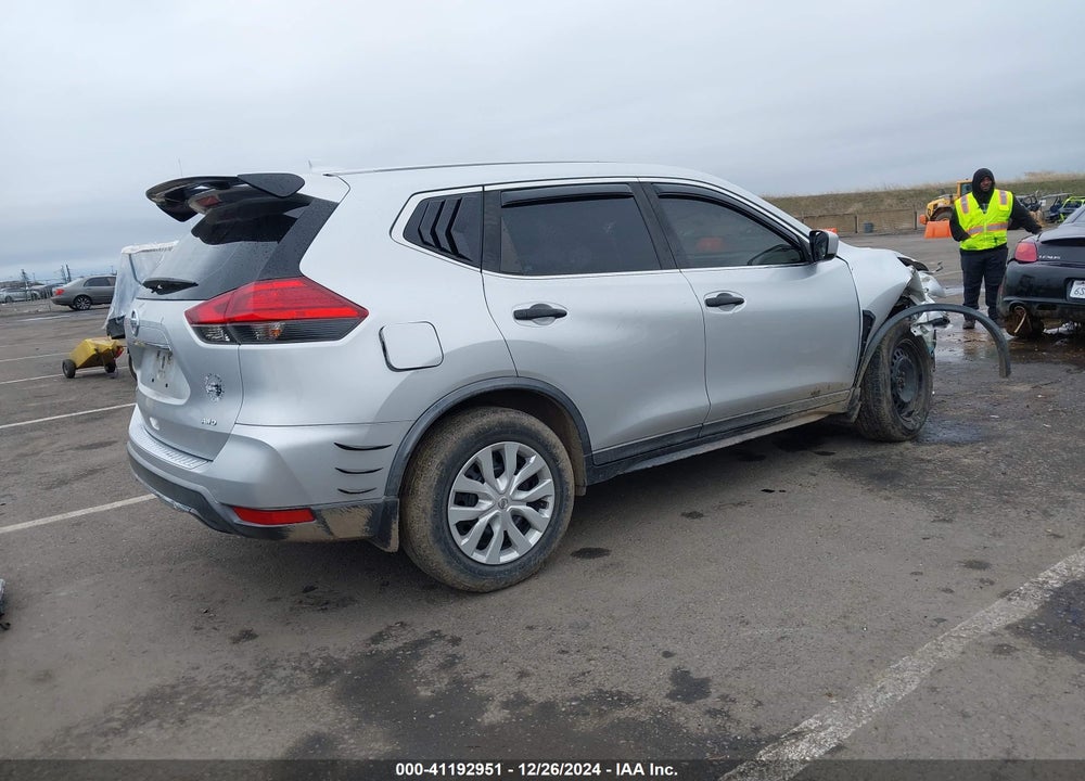 2017 NISSAN ROGUE S VIN: KNMAT2MV3HP598651