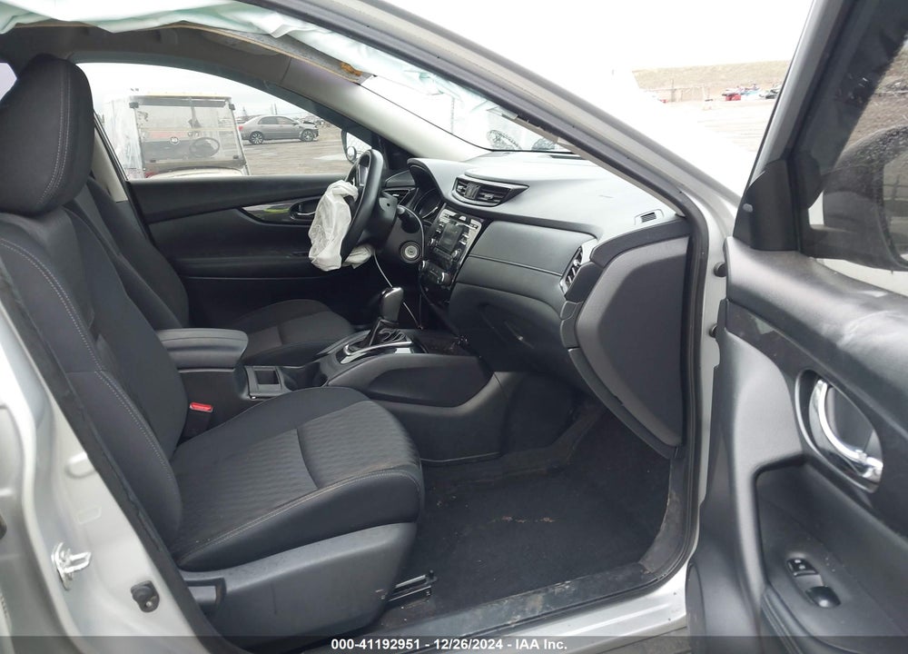 2017 NISSAN ROGUE S VIN: KNMAT2MV3HP598651