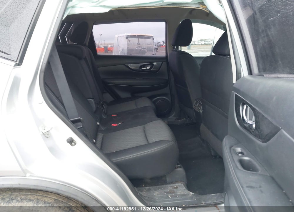 2017 NISSAN ROGUE S VIN: KNMAT2MV3HP598651