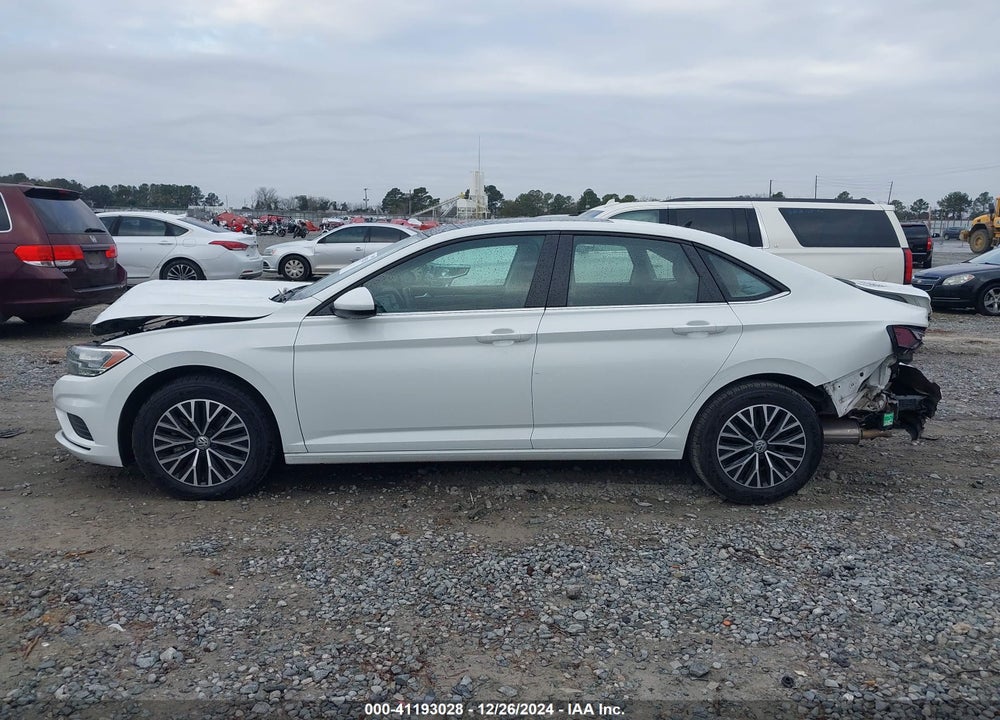 2019 VOLKSWAGEN JETTA 1.4T R-LINE/1.4T S/1.4T SE VIN: 3VWC57BU0KM010001