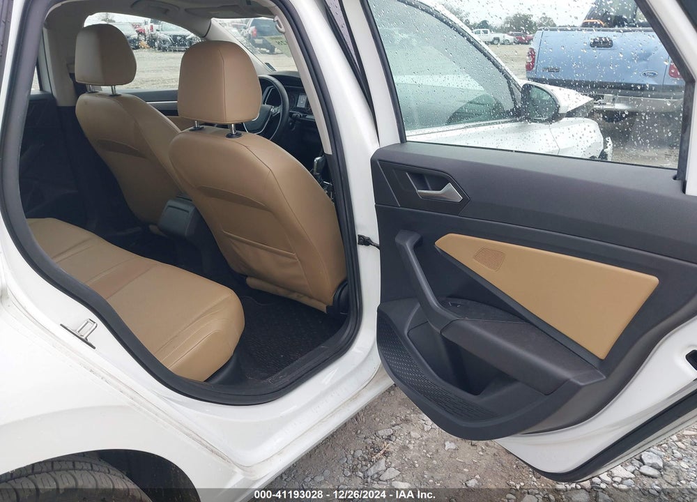 2019 VOLKSWAGEN JETTA 1.4T R-LINE/1.4T S/1.4T SE VIN: 3VWC57BU0KM010001