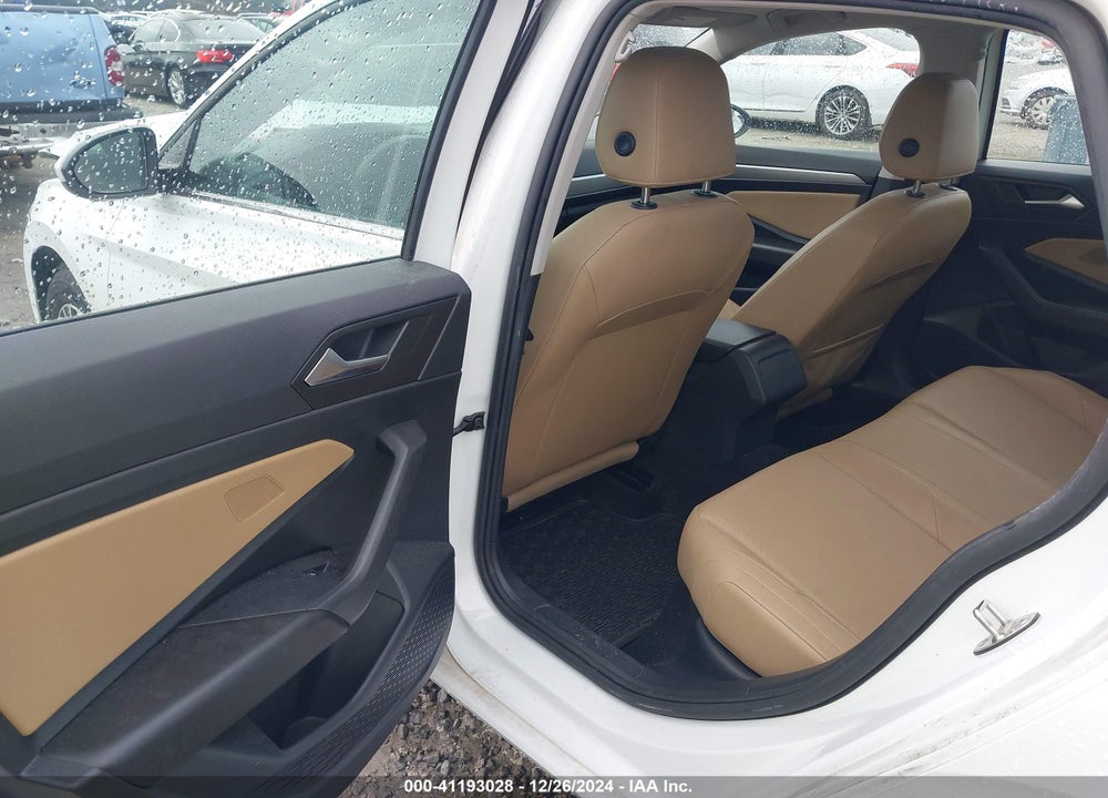 2019 VOLKSWAGEN JETTA 1.4T R-LINE/1.4T S/1.4T SE VIN: 3VWC57BU0KM010001