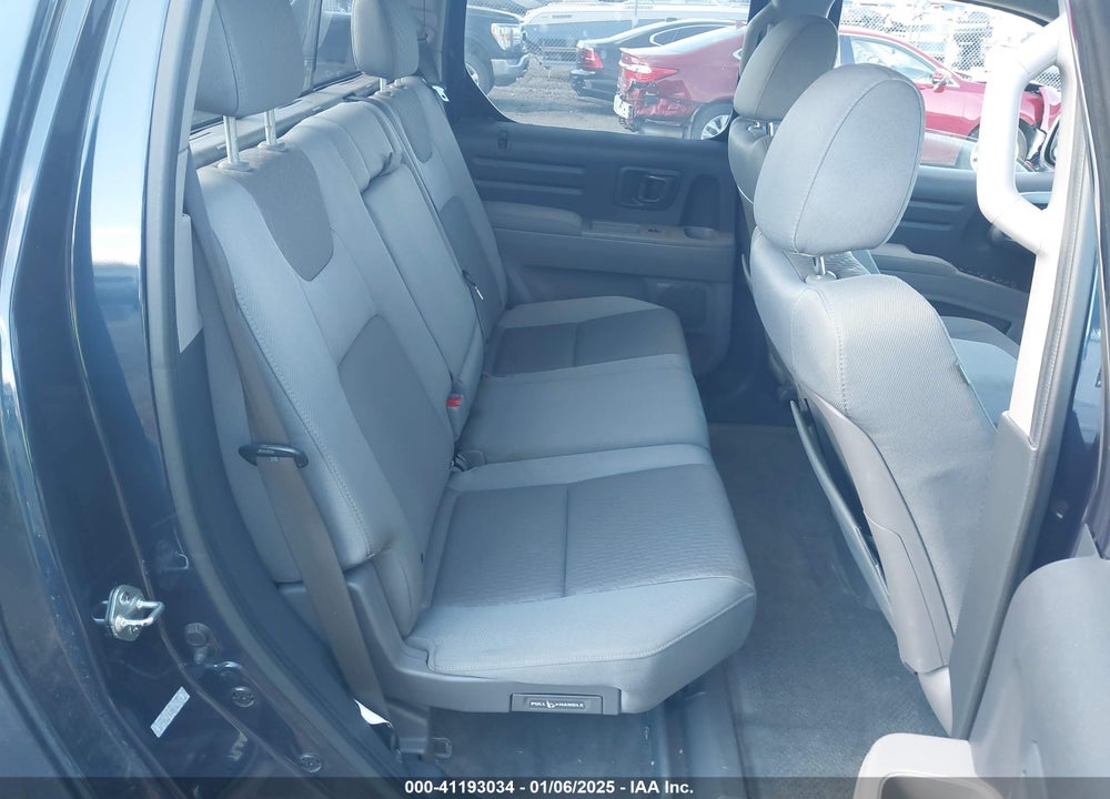 2011 HONDA RIDGELINE VIN: 5FPYK1F42BB007914