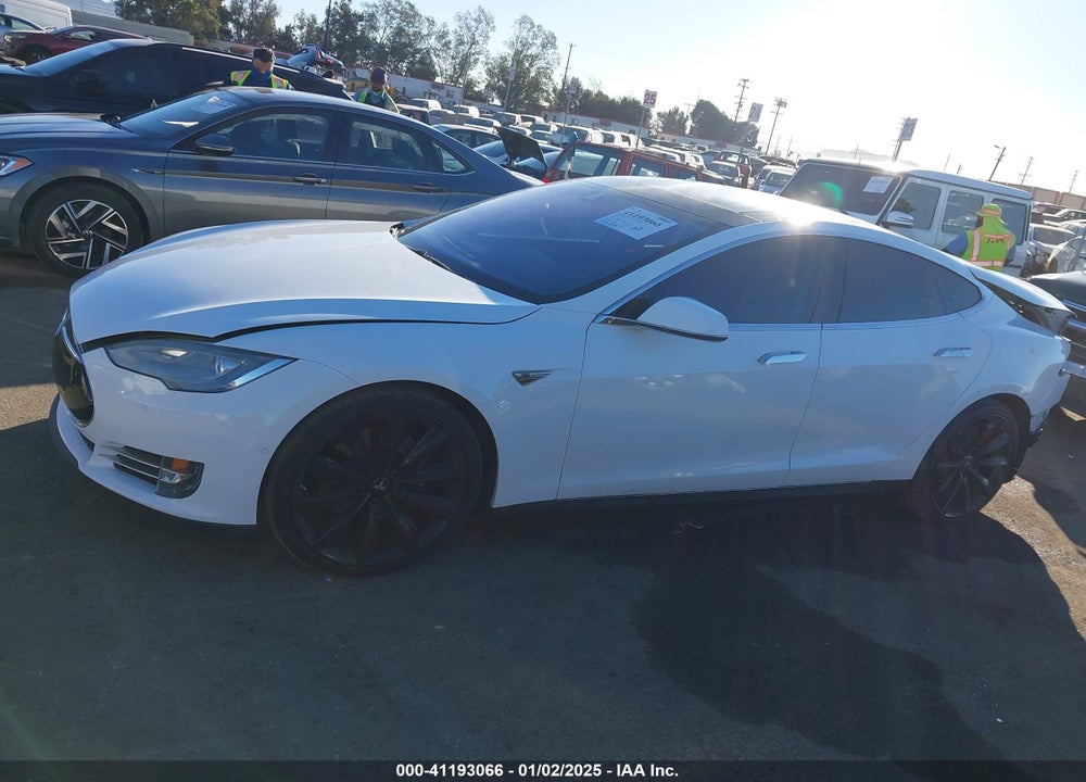 2015 TESLA MODEL S VIN: 5YJSA1S14FFP78149