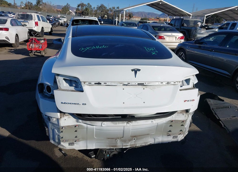 2015 TESLA MODEL S VIN: 5YJSA1S14FFP78149