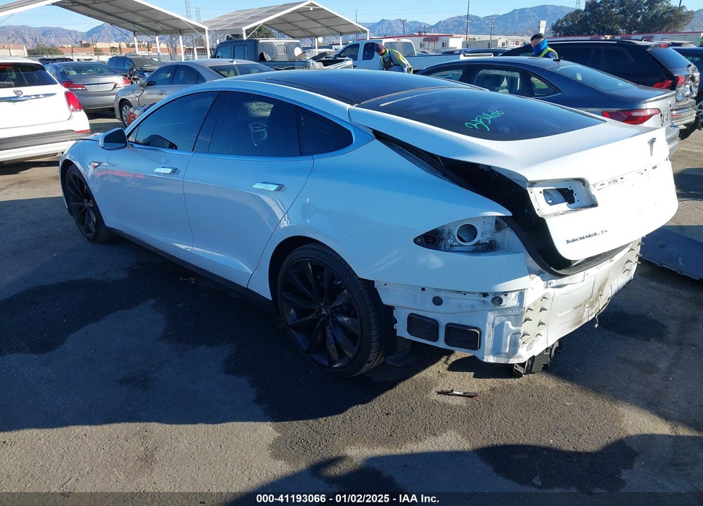 2015 TESLA MODEL S VIN: 5YJSA1S14FFP78149